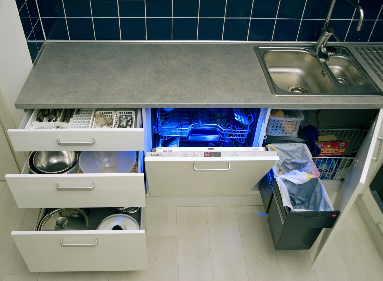 Dishwasher Overflow Cleanup in Rowlett, TX